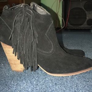 Black Steve Madden booties